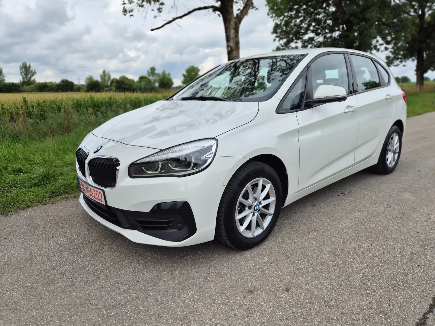 BMW 216 216 d Advantage *DSG-Navi-LED* Bílá - 1