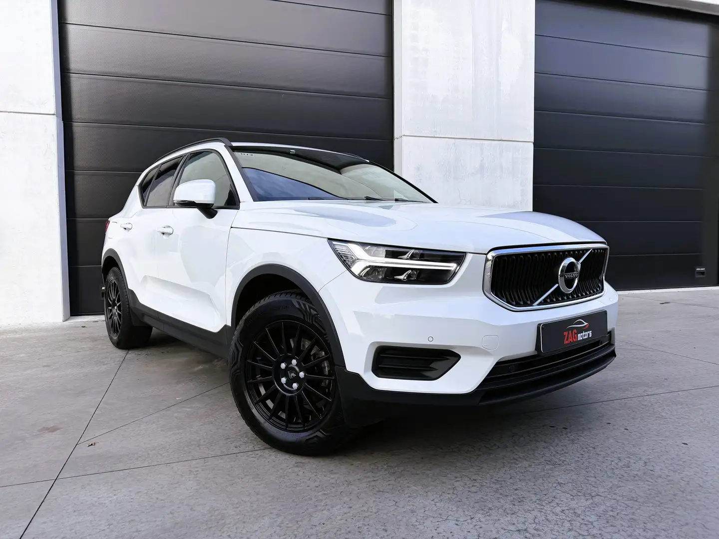Volvo XC40 XC40 T3 Momentum | Camera | Keyless 12M Garantie Blanc - 1