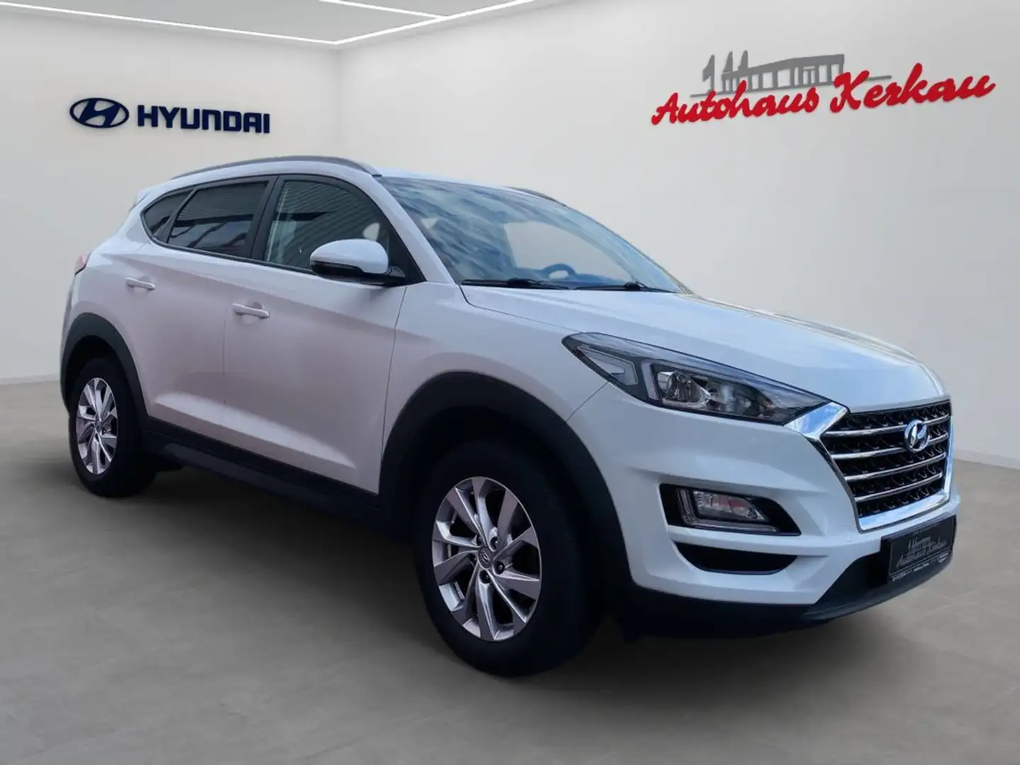 Hyundai TUCSON 1.6 GDi 2WD Trend Weiß - 2