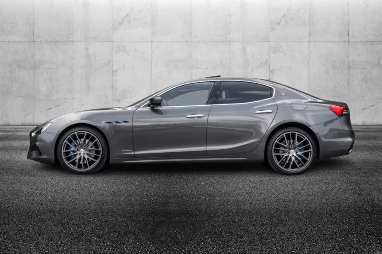 Maserati Ghibli 2021