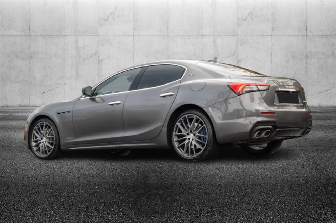 Maserati Ghibli 2021
