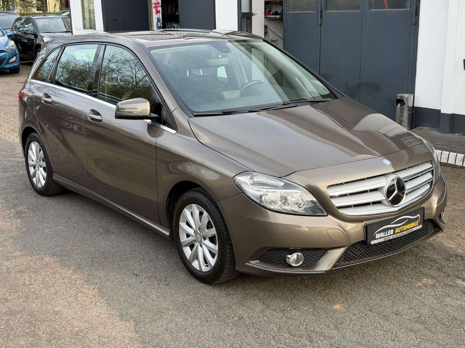 Second hand Mercedes Benz B-Class 180