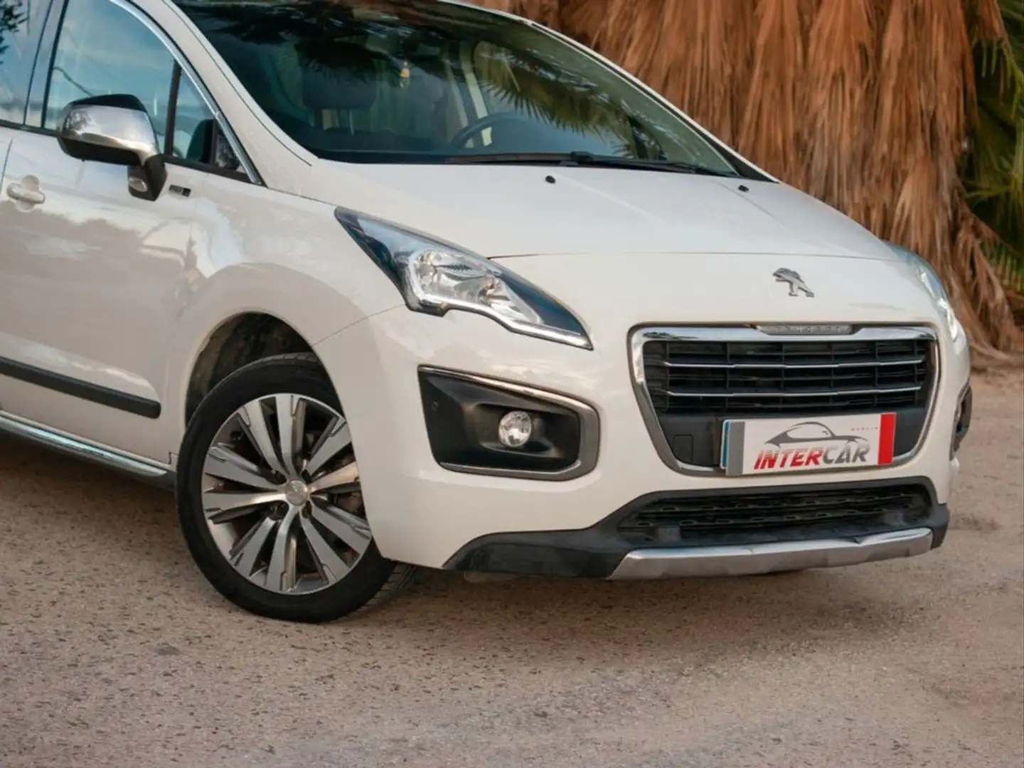Peugeot 3008 Style 1.2 PureTech 130 SS Blanco - 2