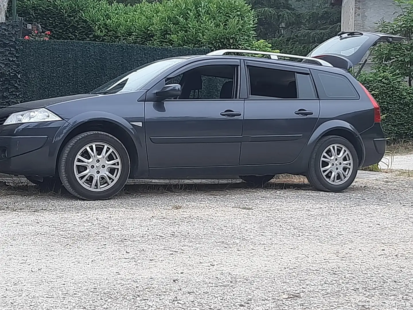Renault Megane Grandtour 1.9 dci Serie Speciale Extreme - 1