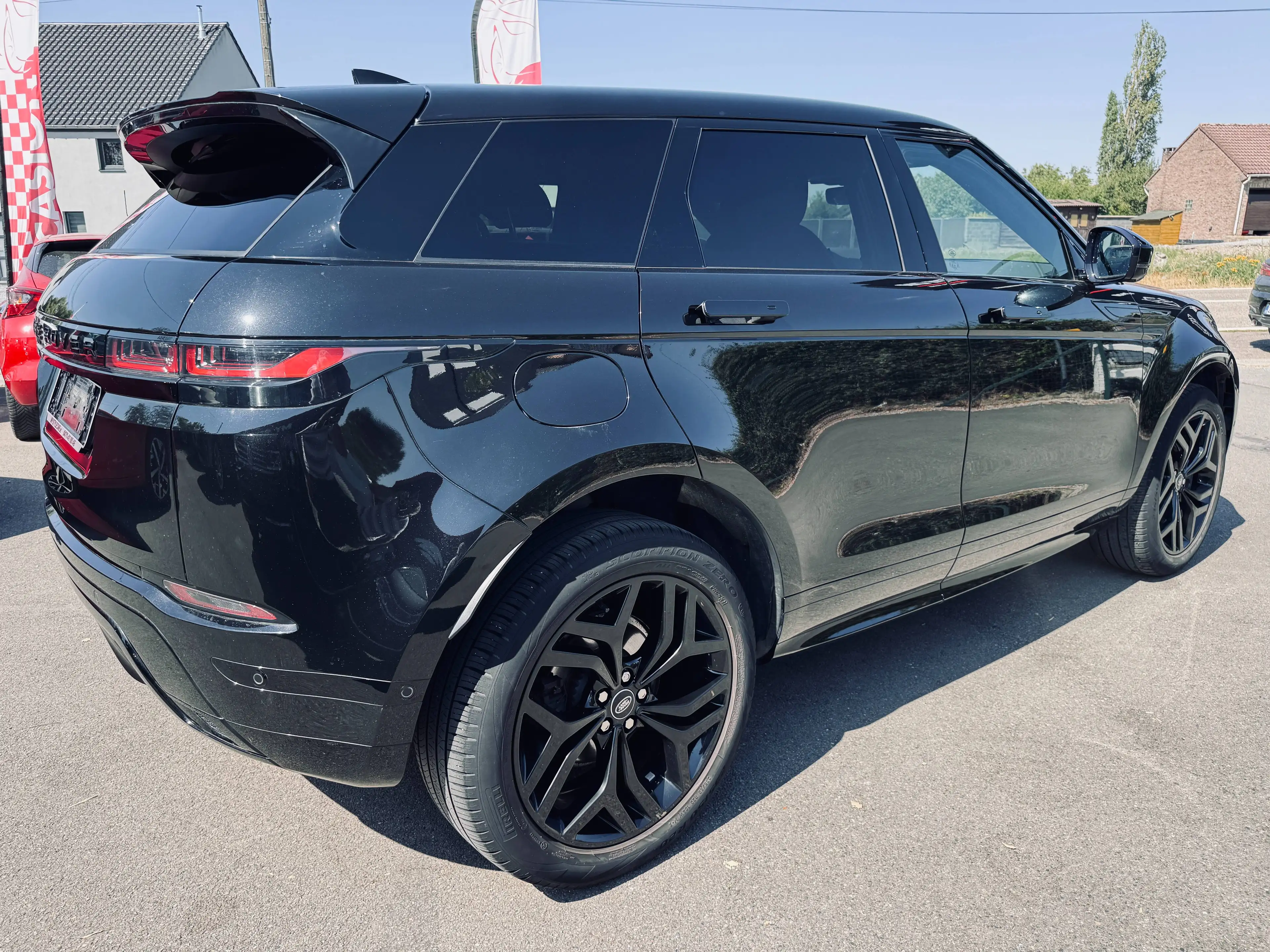 Land Rover Range Rover Evoque Evoque 2.0 TD4 4WD R-Dynamic, TVA Recuperable. Automatique. — photo 9