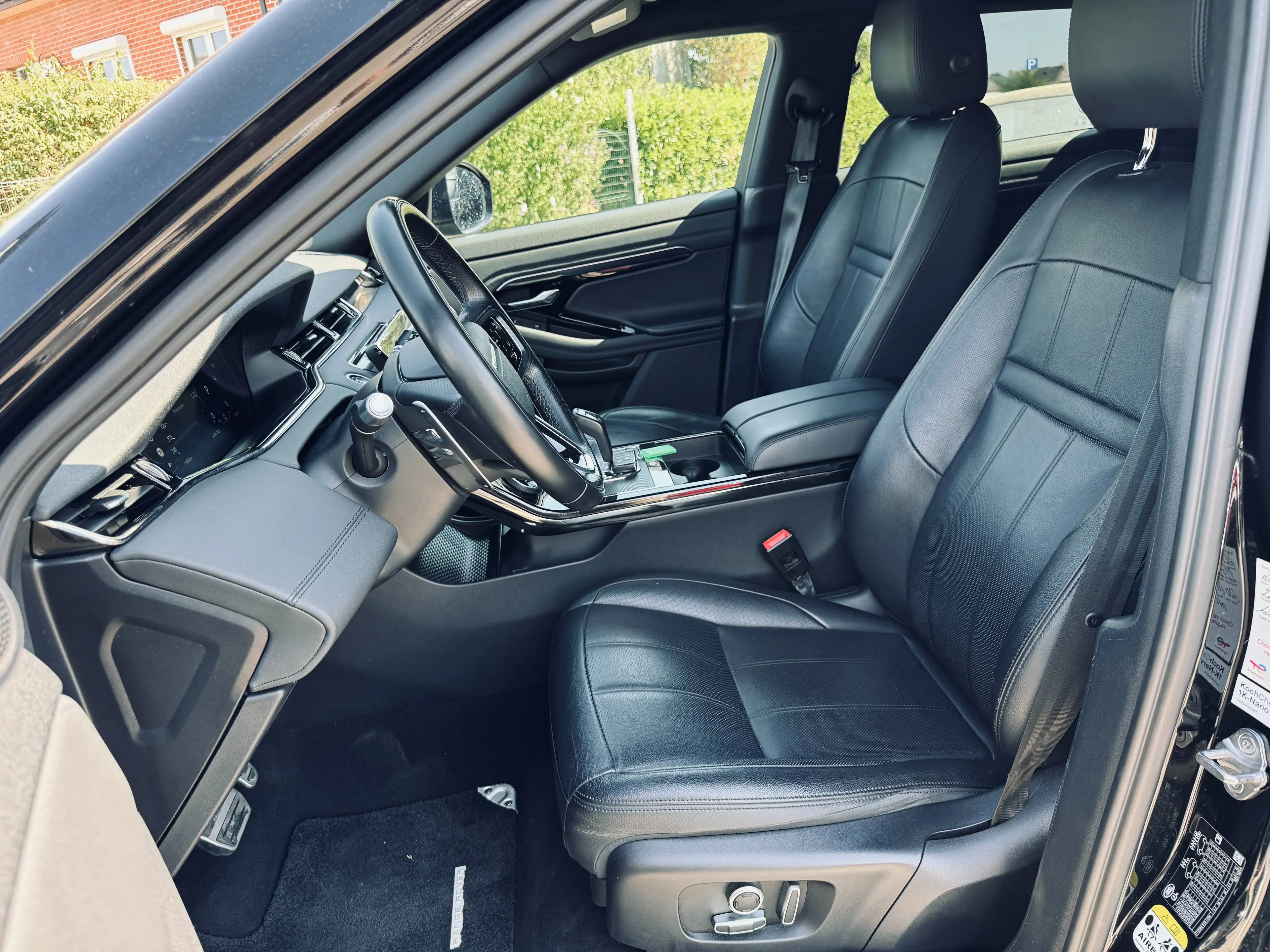 Land Rover Range Rover Evoque Evoque 2.0 TD4 4WD R-Dynamic, TVA Recuperable. Automatique. — photo 12