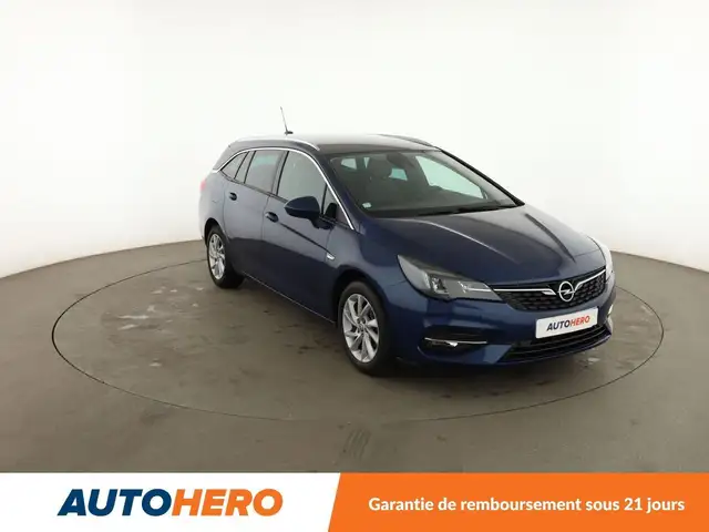 Opel Astra view 8