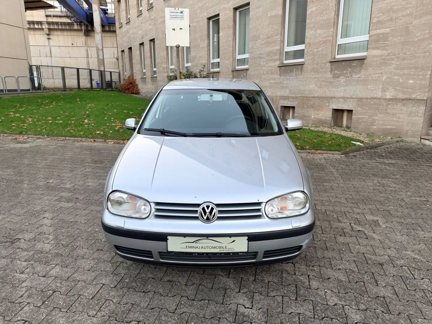 Volkswagen Golf 1.9TDI Special Klimaautom Alu Xenon Ezüst - 2