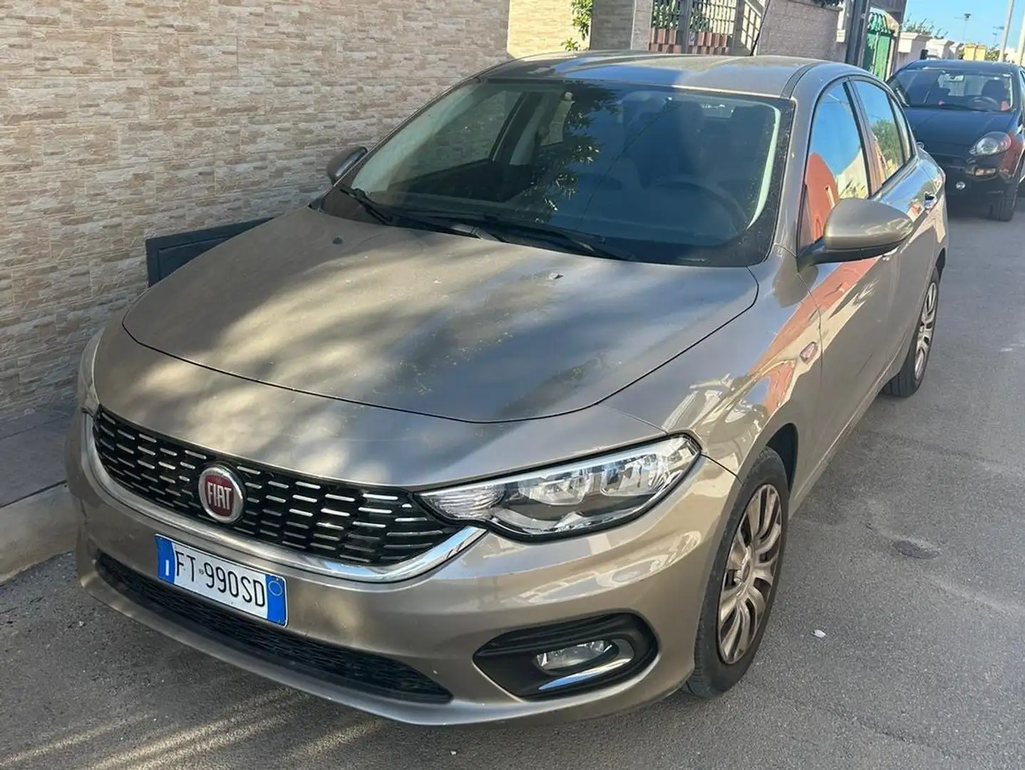 Fiat Tipo Tipo 4 porte II 2016 5p 1.6 mjt Opening 120cv Бежевый - 1