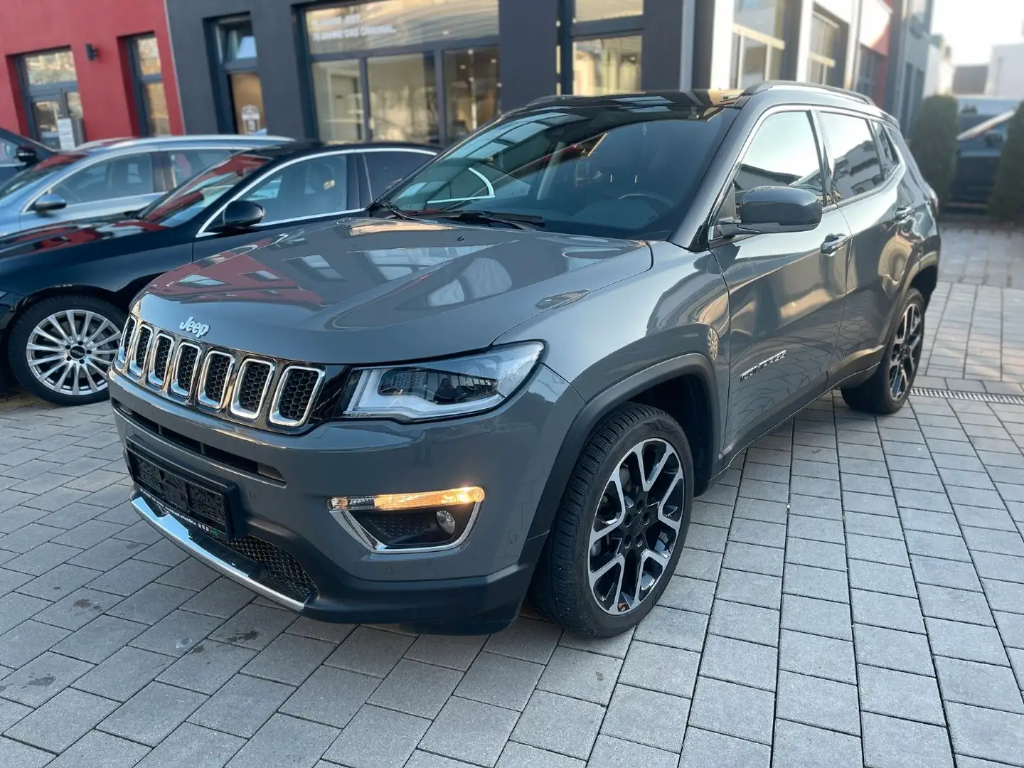 Jeep Compass Limited Schiebedach, Leder Grau - 1