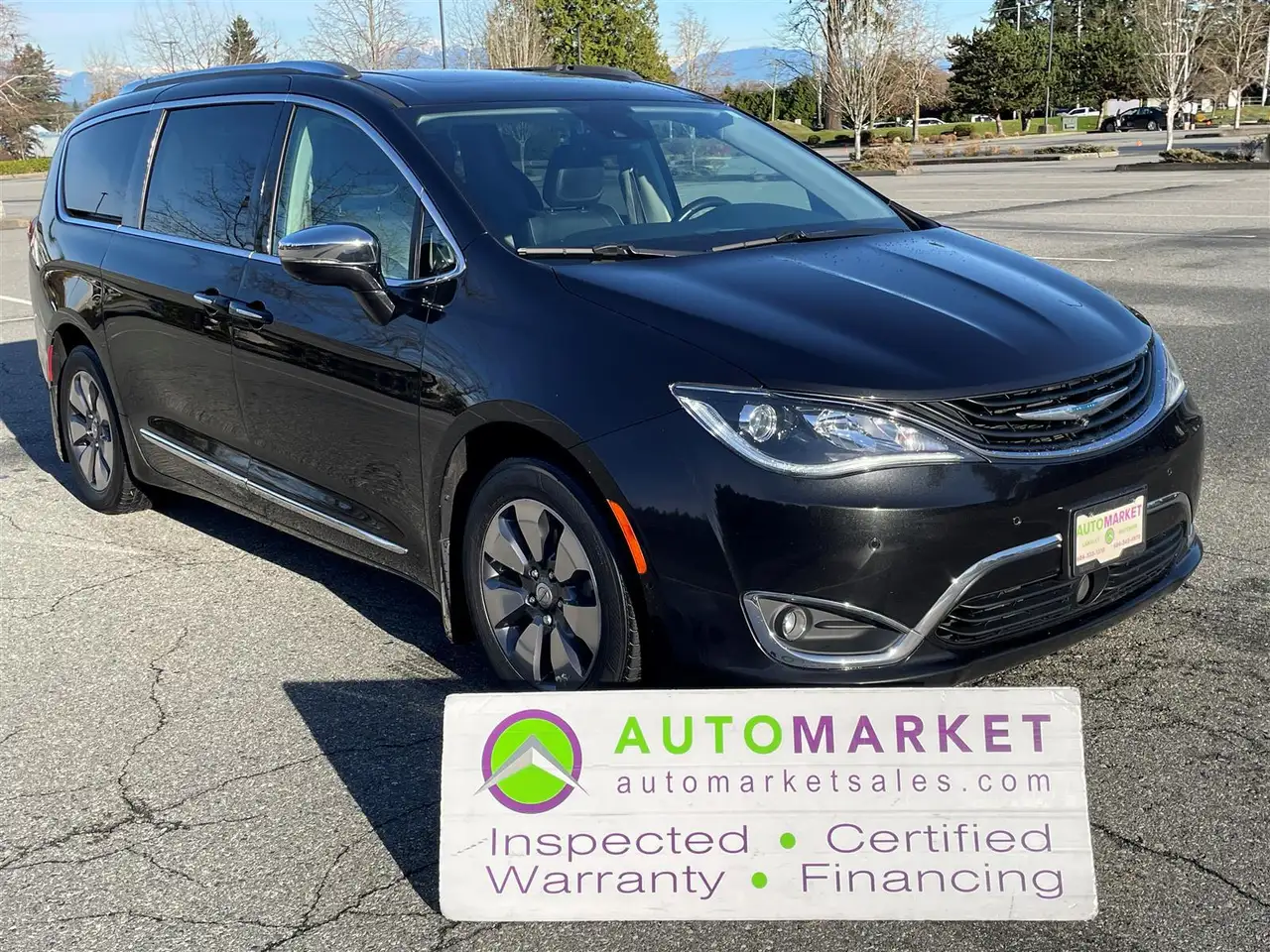 Chrysler Pacifica снимка Chrysler Pacifica