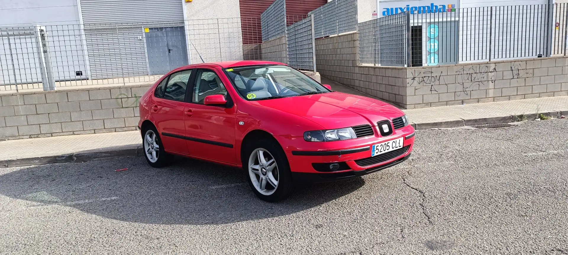 SEAT Leon León 1.6 Sport Limited 105 - 1