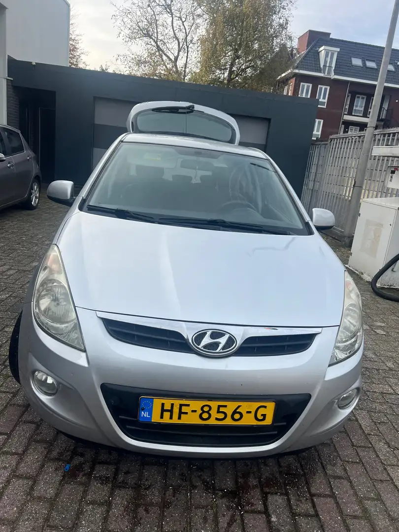 Hyundai i20 i20 1.2i Active Szürke - 2
