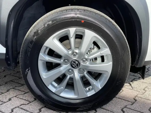 Toyota Yaris Cross view 15