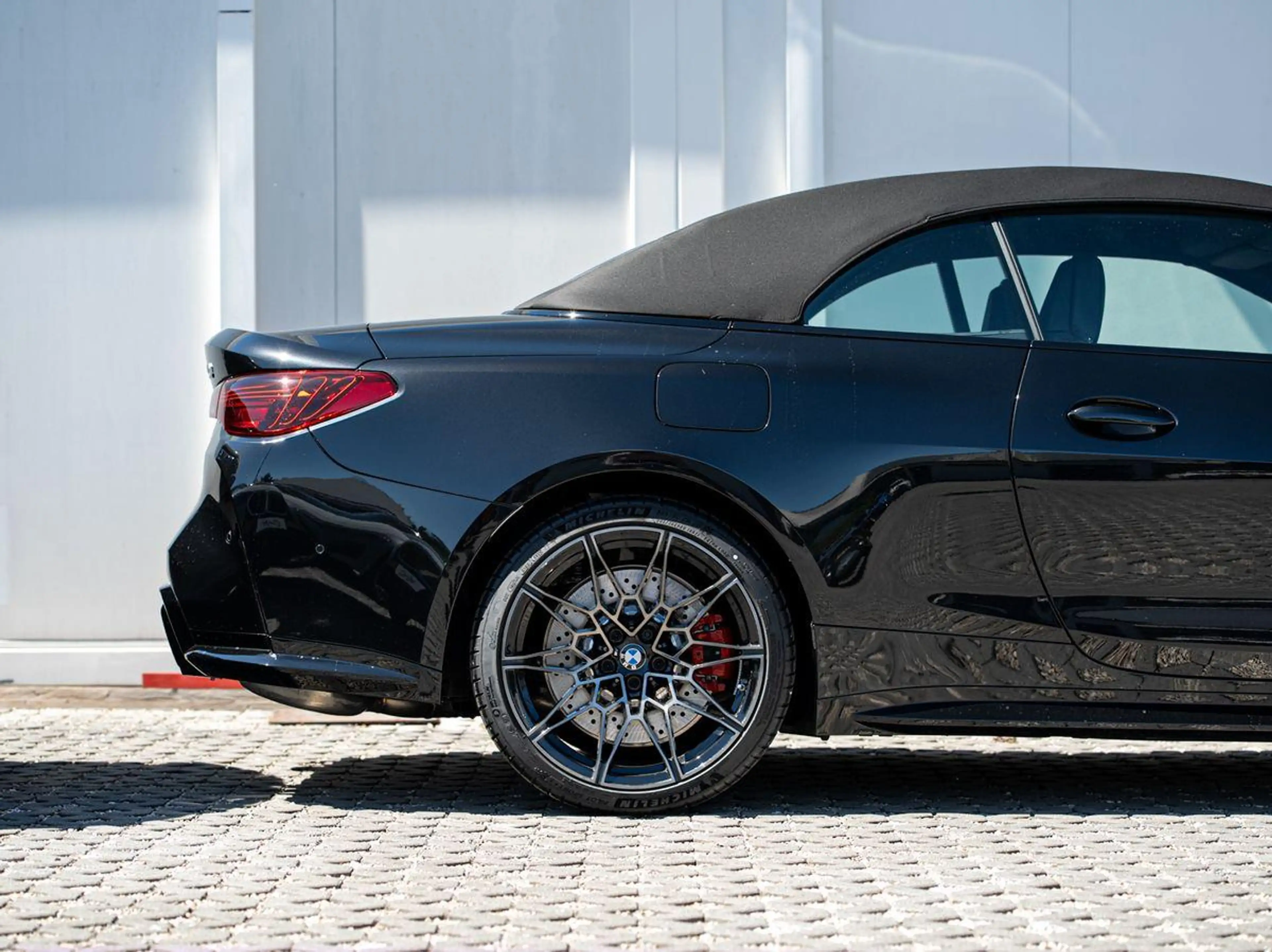 BMW M4 Competition xDrive Cabrio ACC Sitzlüft Carbon — photo 6