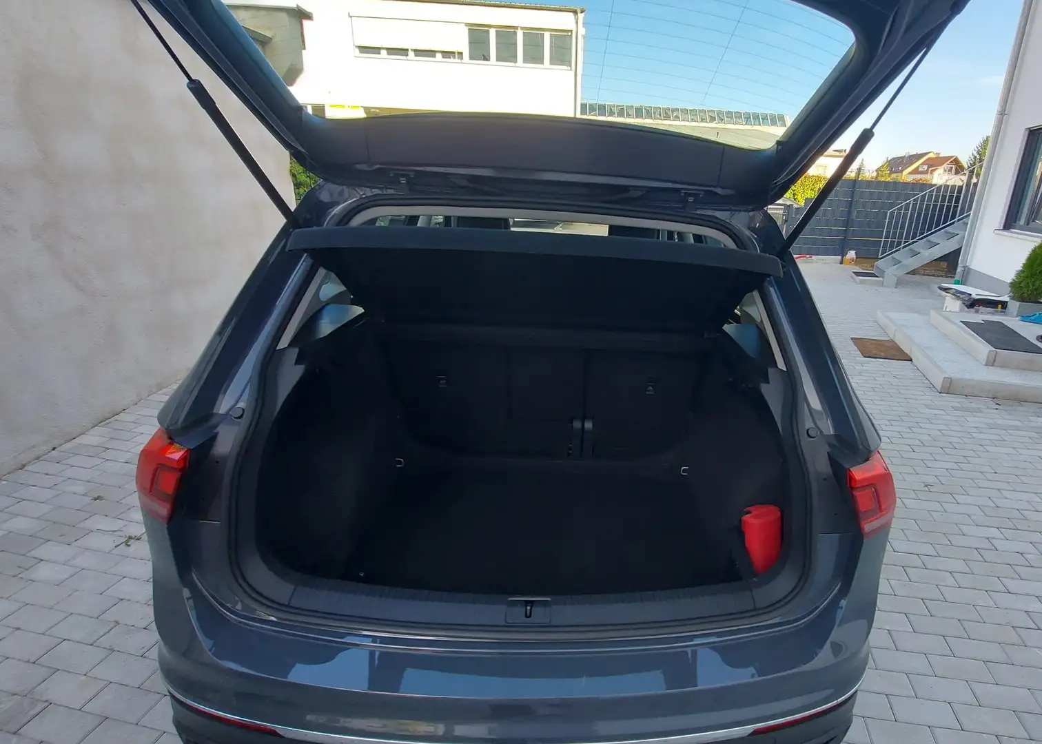 Volkswagen Tiguan Life - 2