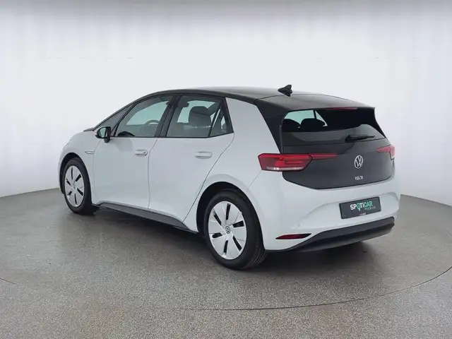Volkswagen Id.3 view 4