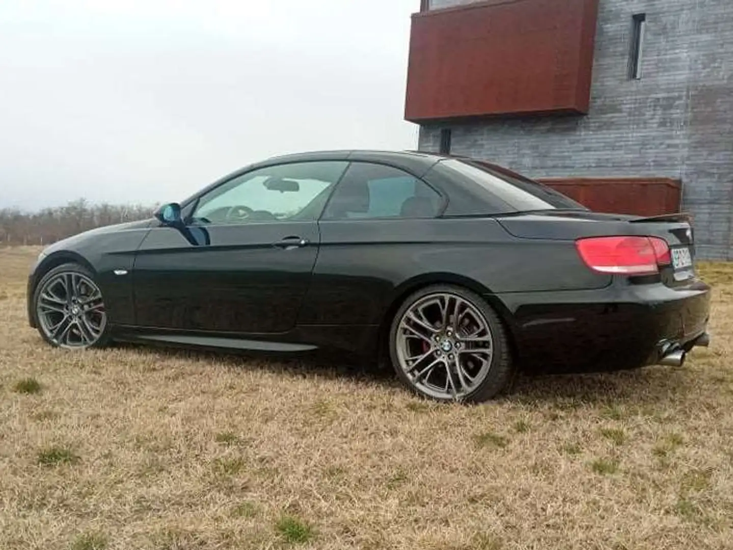 BMW 325 325i Cabrio Schwarz - 1