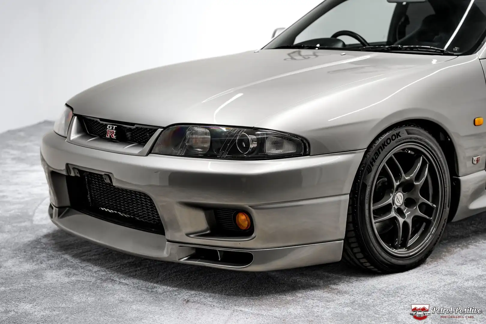 Nissan Skyline GTR R33 / Nismo / Rostfrei / TÜV Grau - 2
