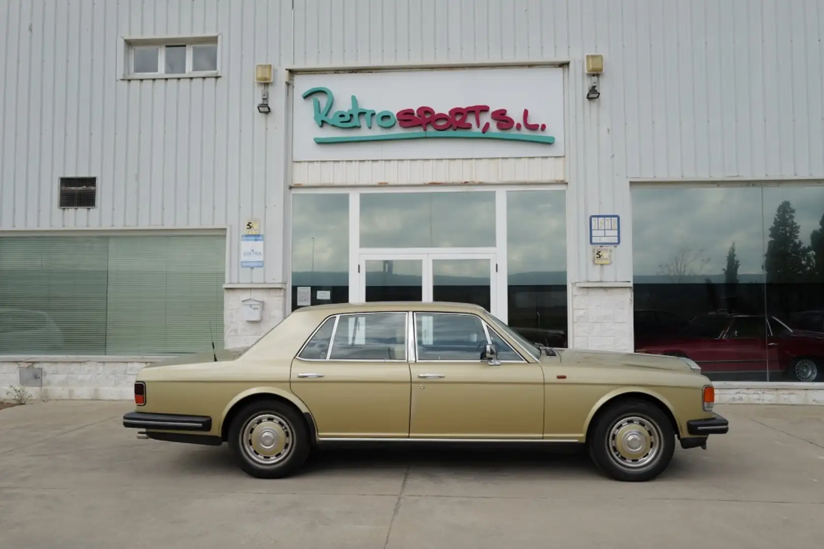 Rolls-Royce Silver Spirit I - 1