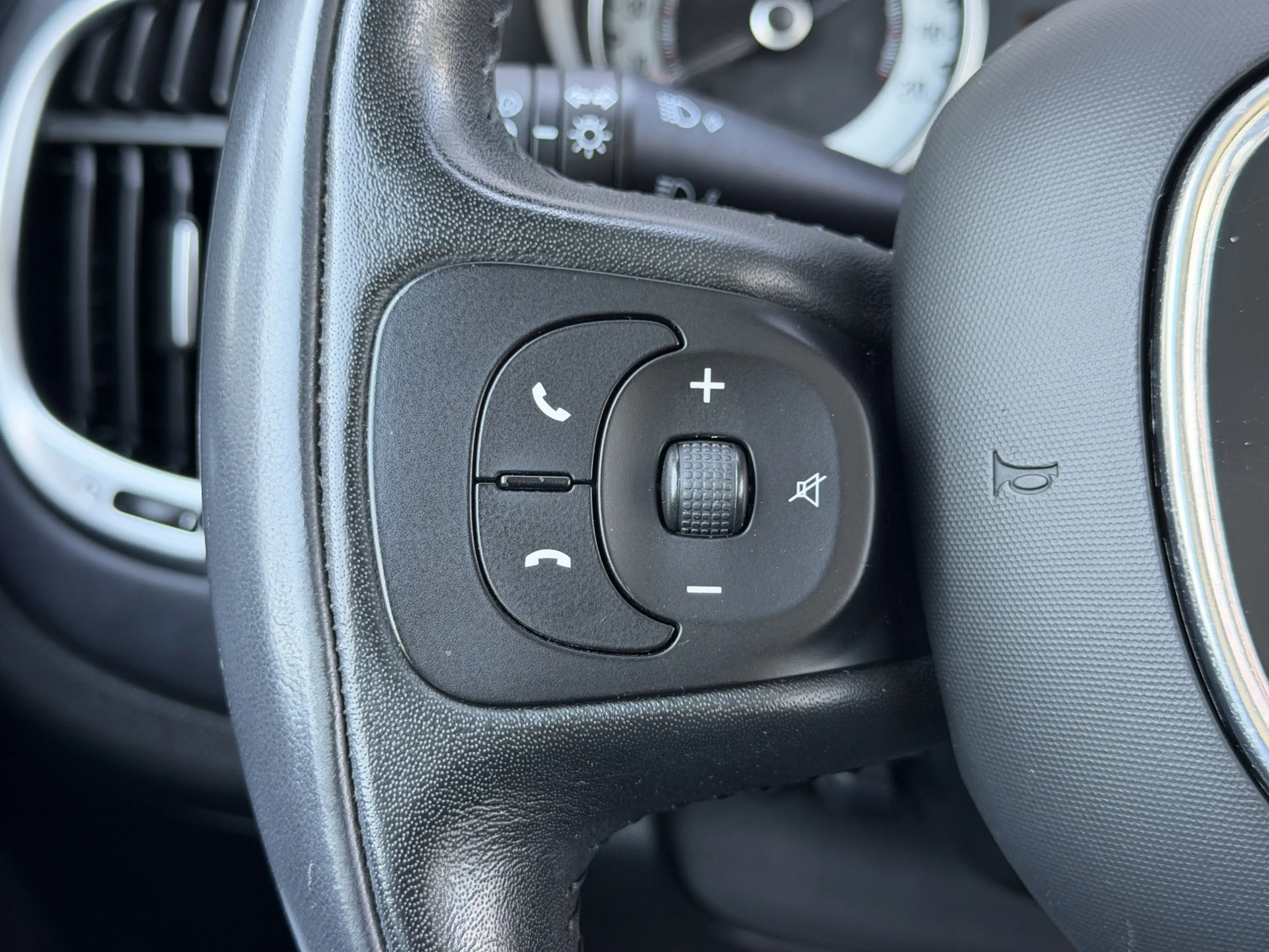 Fiat 500L BWJ 2014 | 0.9 105 PK Lounge | PANO DAK | CLIMA | — photo 5