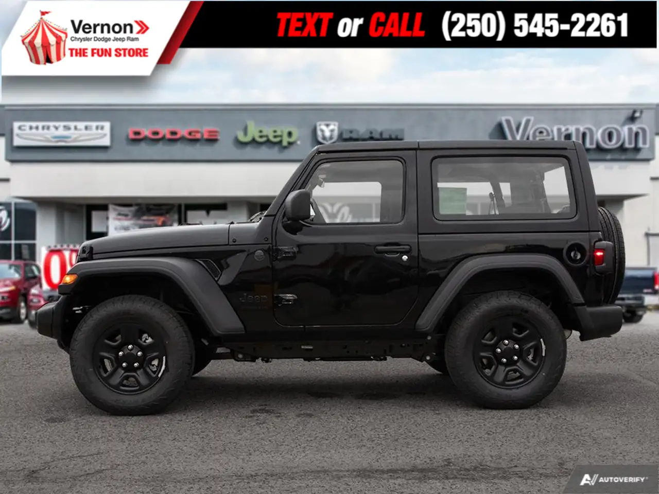 Jeep Wrangler photo Jeep Wrangler