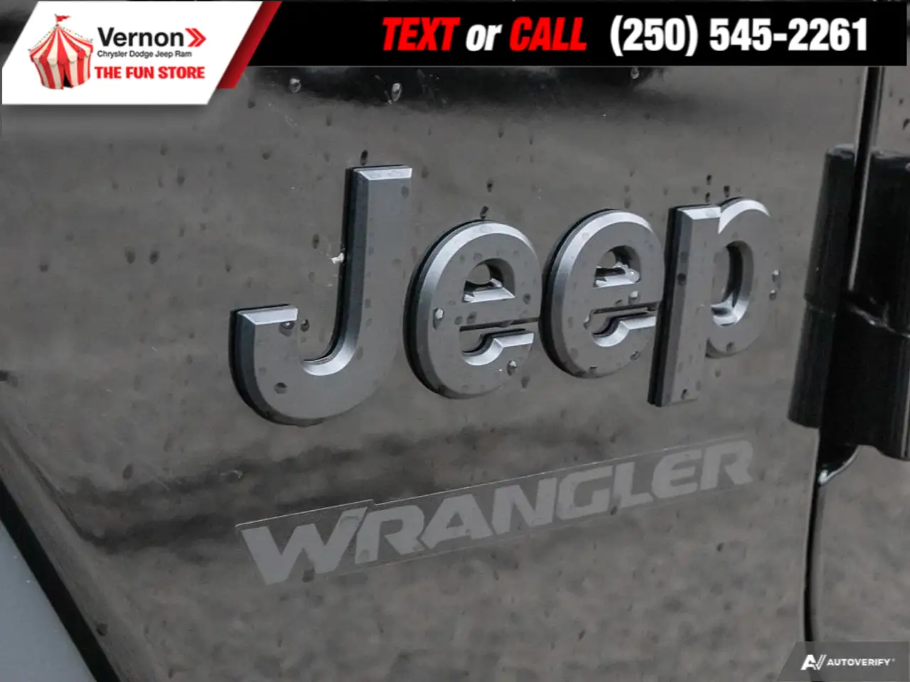 Jeep Wrangler photo Jeep Wrangler