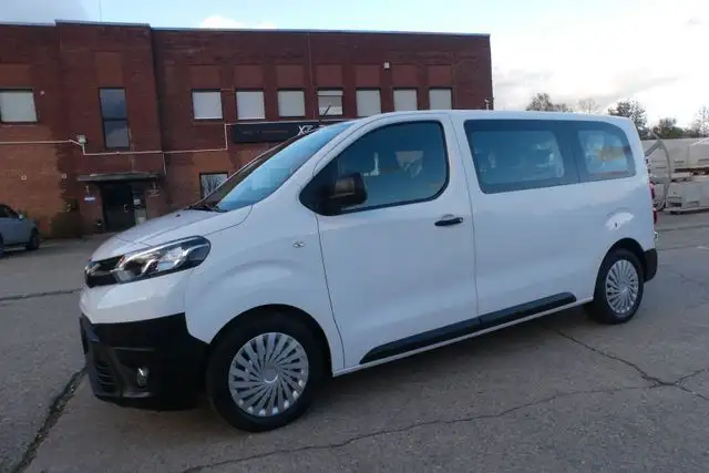 Toyota Proace (Verso) (Verso) 2.0 Comfort 9 Sit*Temp*Navi*2xDac