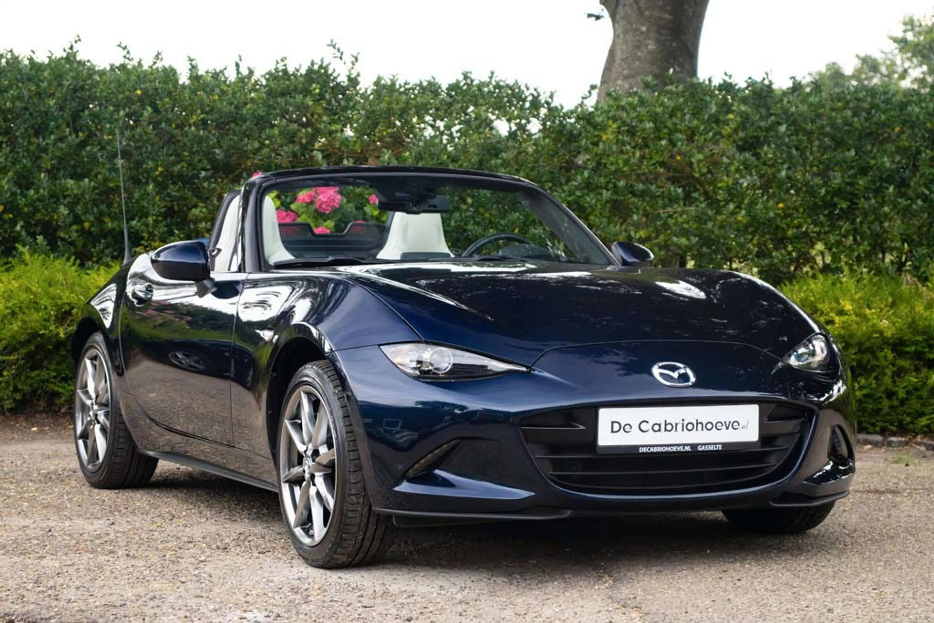Mazda MX-5 NDRF 2.0l SkyActiv-G 184 GT-M Deep Crystal Blue Mi