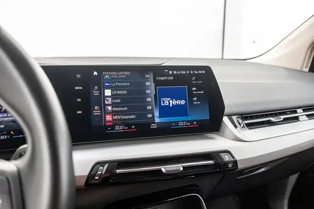 BMW 2 Series view 10