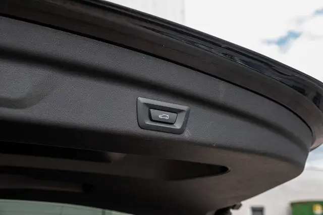 BMW 2 Series view 14