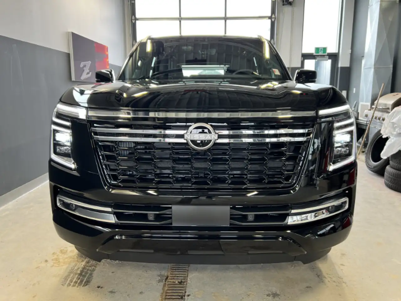 Nissan Armada снимка Nissan Armada