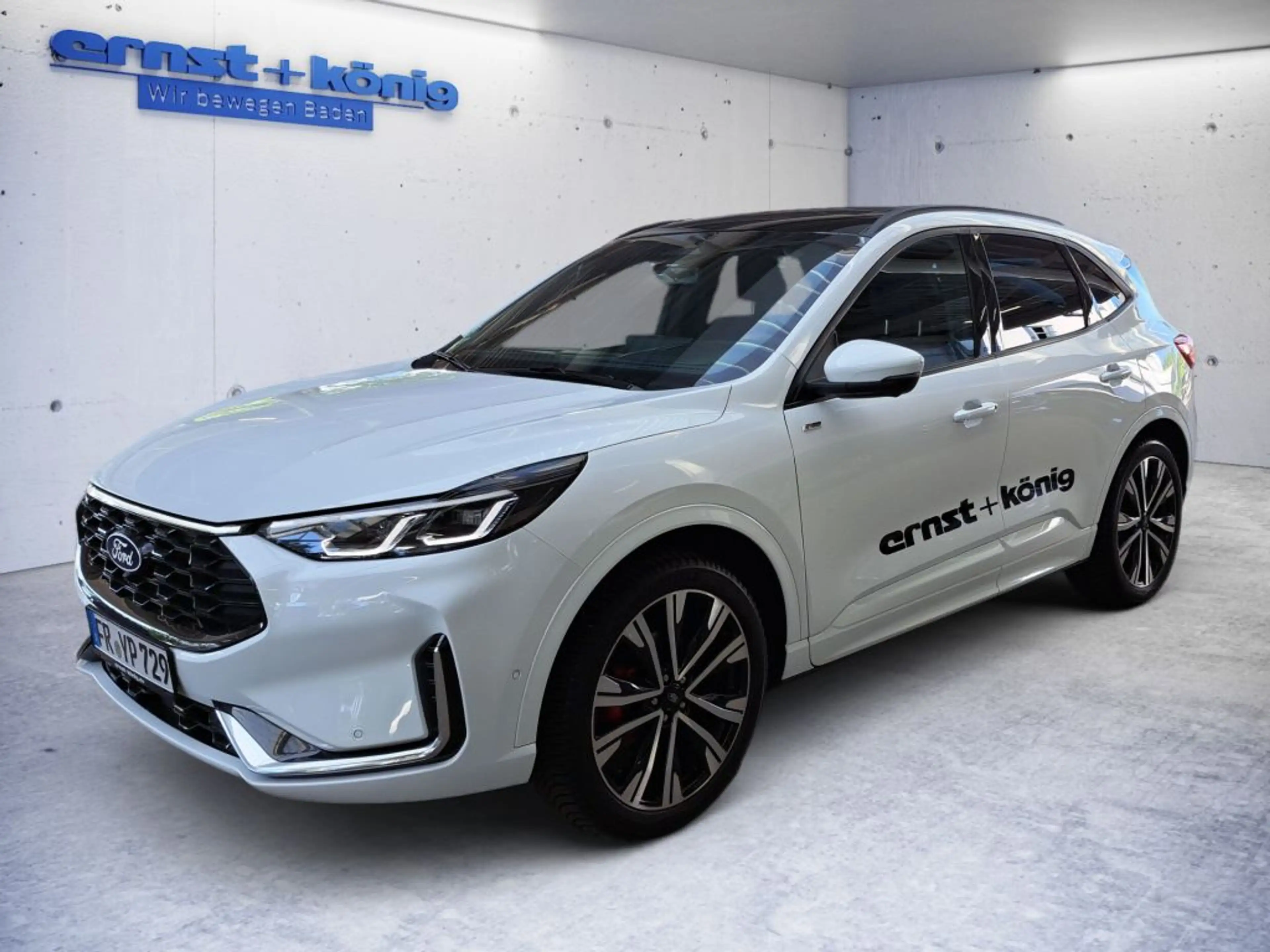 Ford Kuga 2.5 Duratec FHEV 4x4 ST-LINE X AHK+PANO