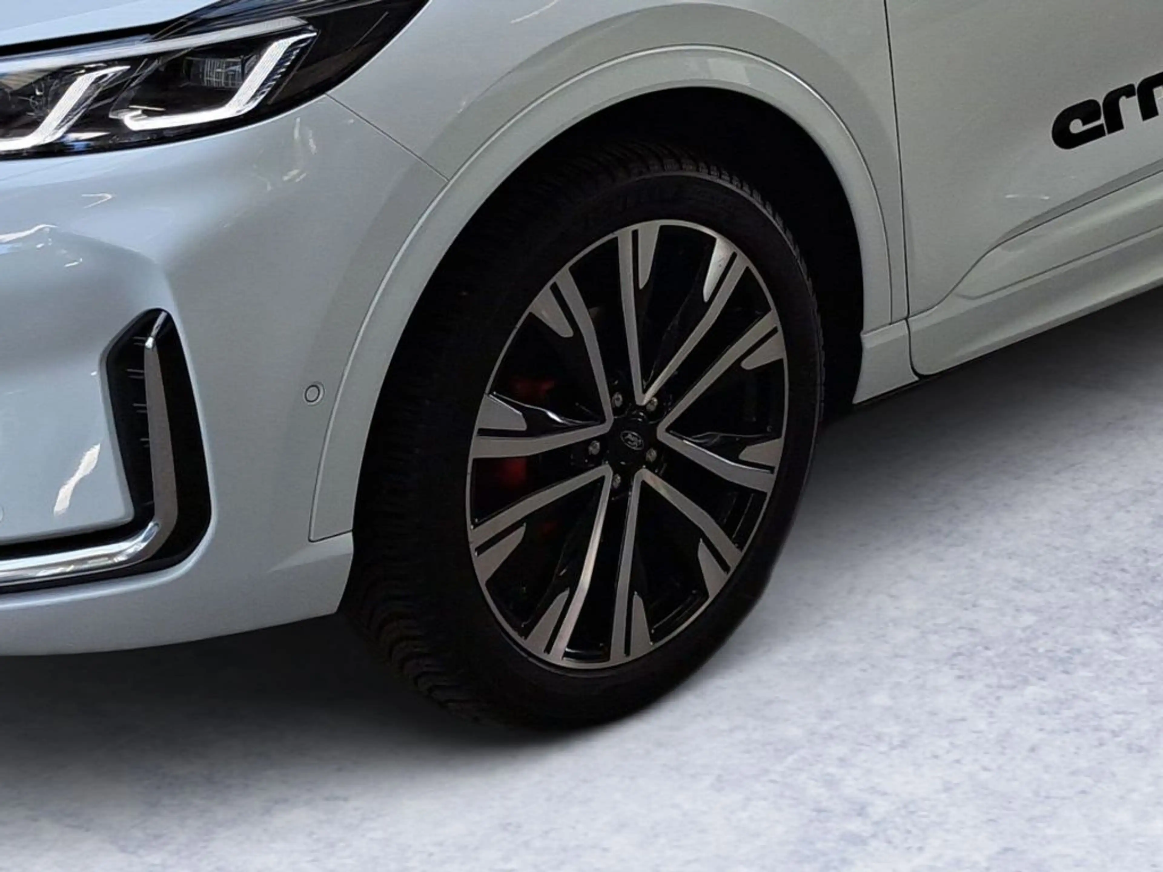 Ford Kuga 2.5 Duratec FHEV 4x4 ST-LINE X AHK+PANO — photo 6