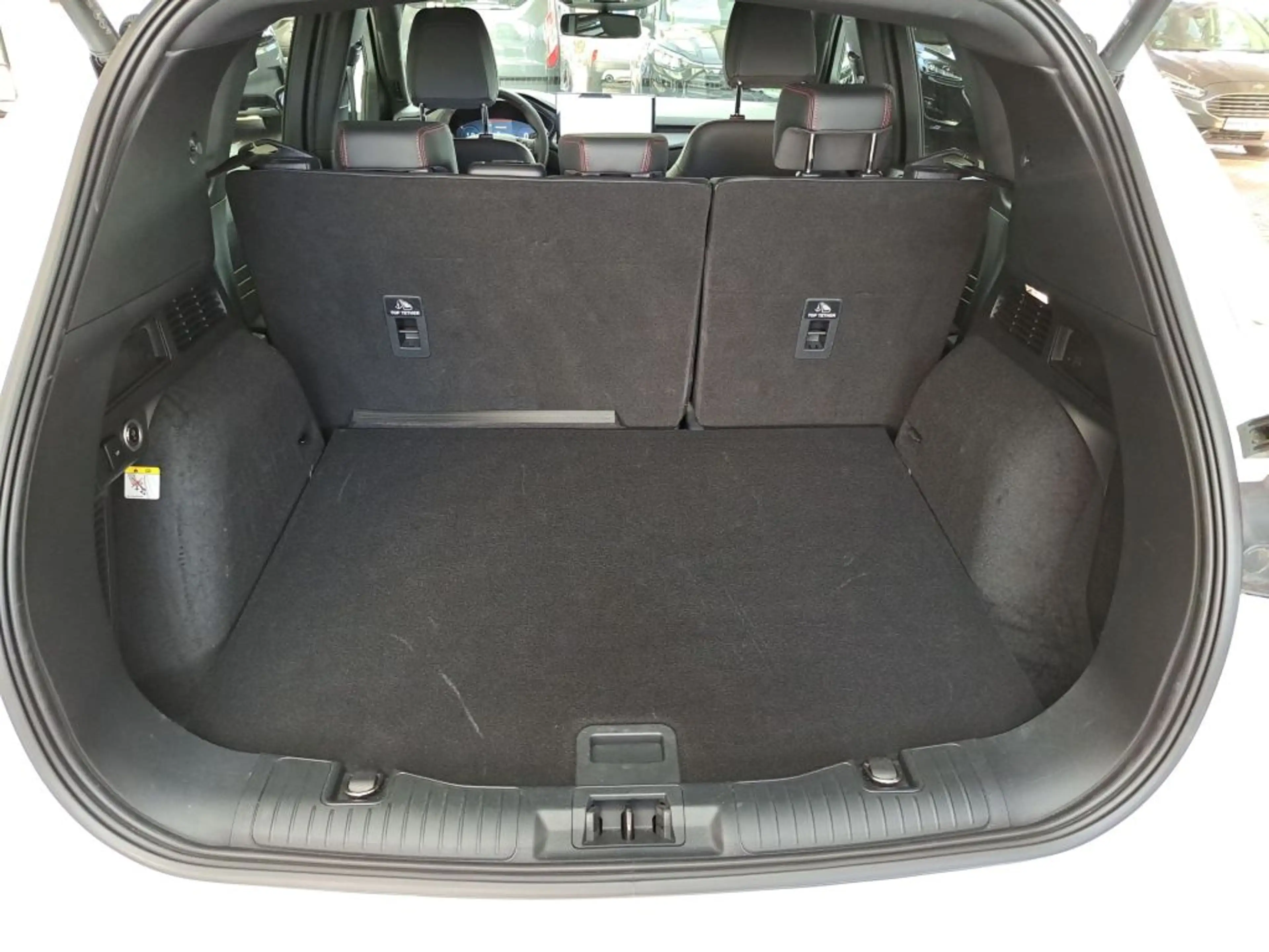 Ford Kuga 2.5 Duratec FHEV 4x4 ST-LINE X AHK+PANO — photo 7