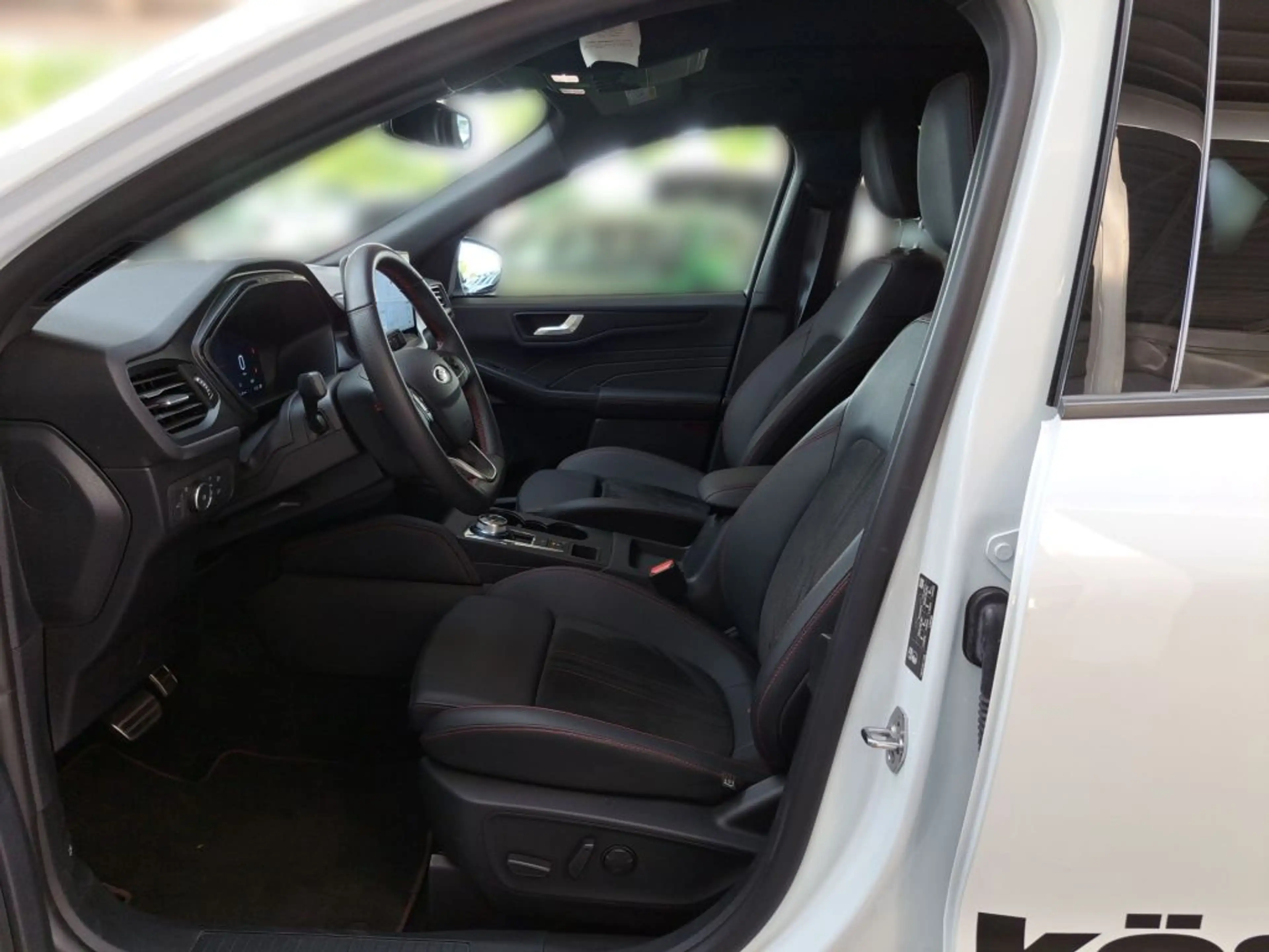 Ford Kuga 2.5 Duratec FHEV 4x4 ST-LINE X AHK+PANO — photo 9