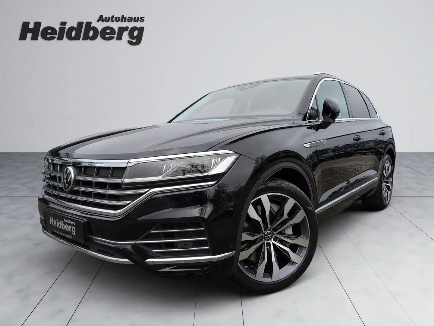 Volkswagen Touareg Touareg 3.0 V6 e-Hybrid 4M Elegance AHK PANO Luftf Schwarz - 1