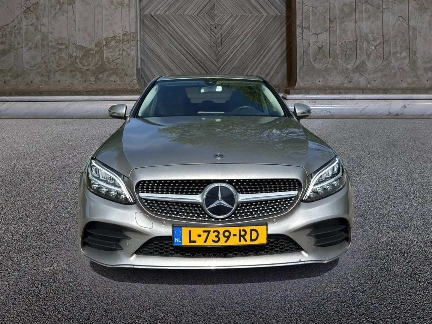 Mercedes-Benz C 200 Business Solution AMG Gris - 2
