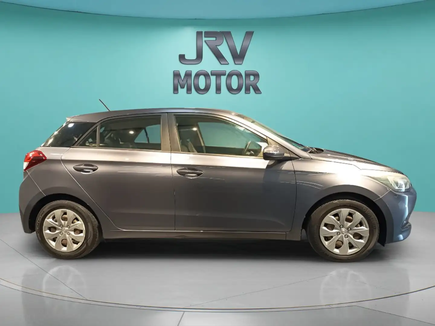 Hyundai i20 1.4 Klass Aut. Gris - 1