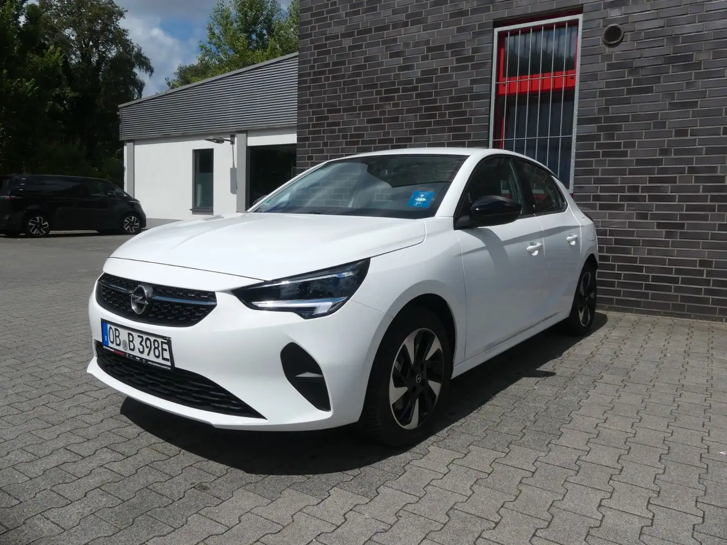 Opel Corsa F ELEKTRO Elegance * LAGERWAGEN* Weiß - 1