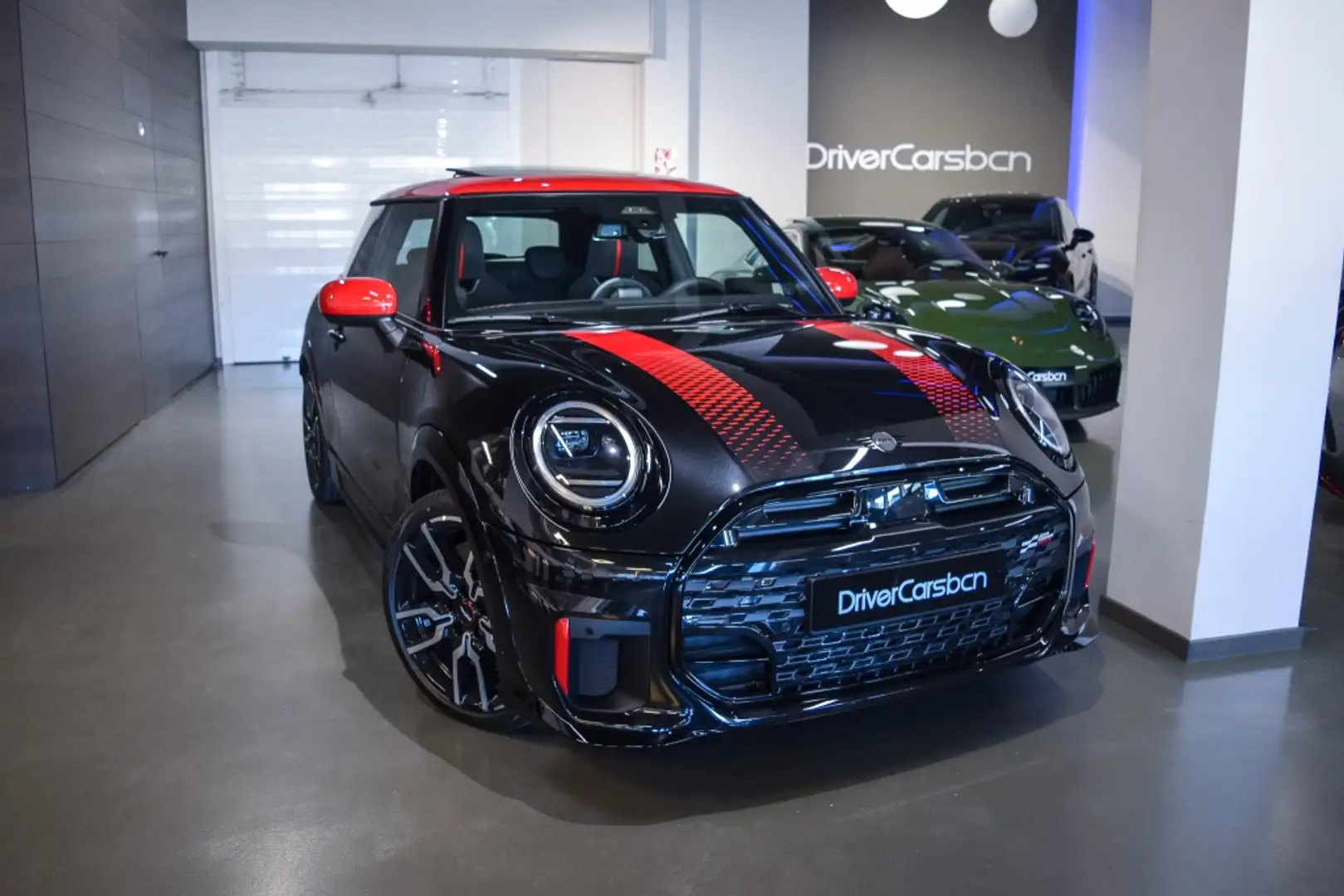 MINI Cooper 3 Puertas JCW Negro - 1