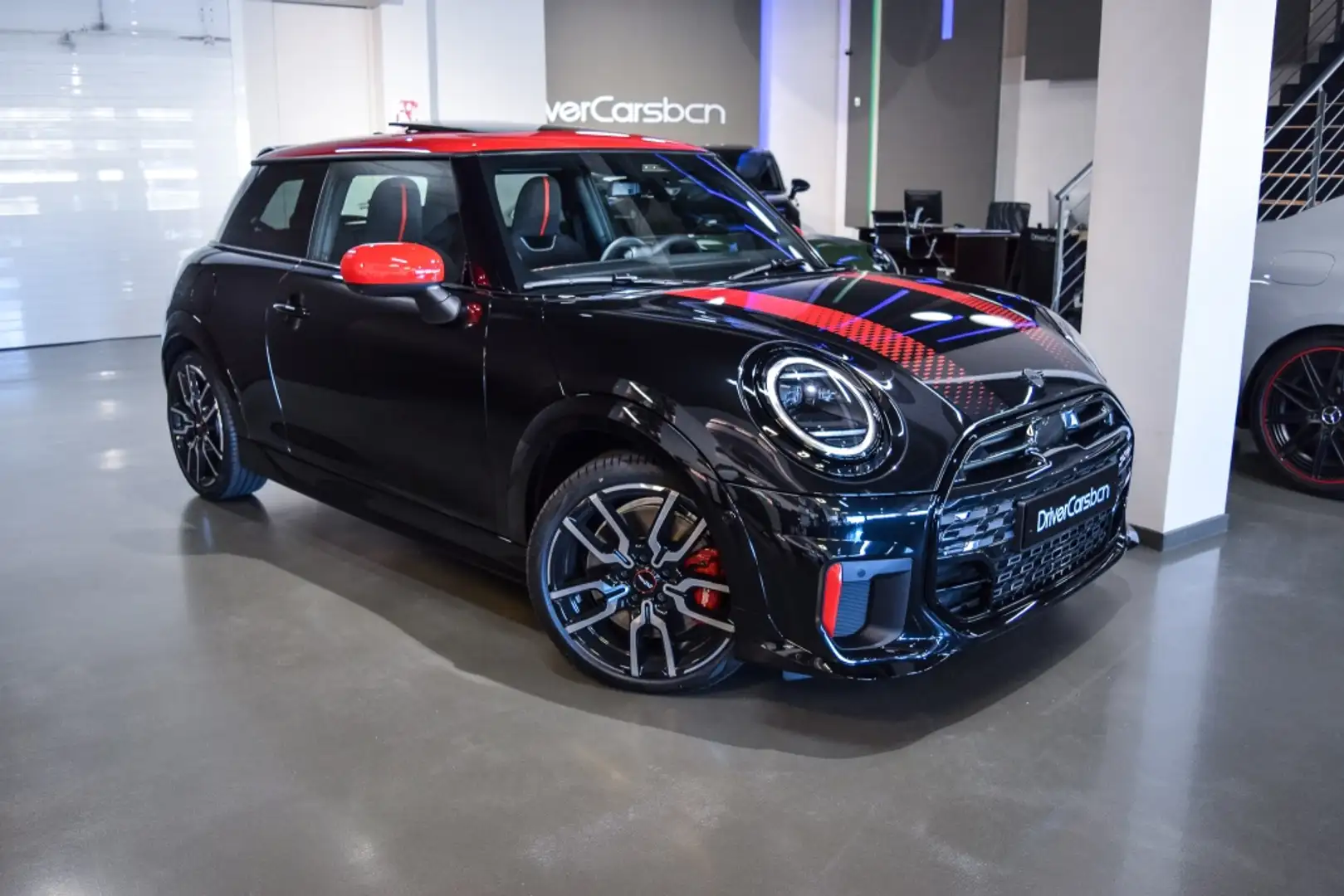 MINI Cooper 3 Puertas JCW Negro - 2