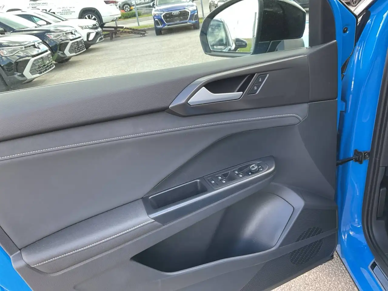 Volkswagen Taos снимка Volkswagen Taos