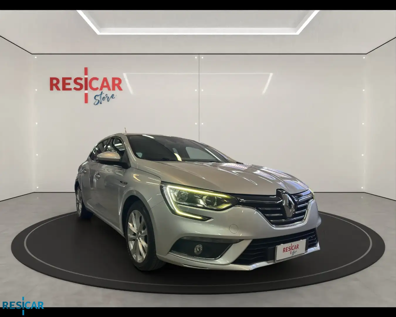 Renault Megane 5 Porte 1.5 dCi Energy Intens Argento - 1