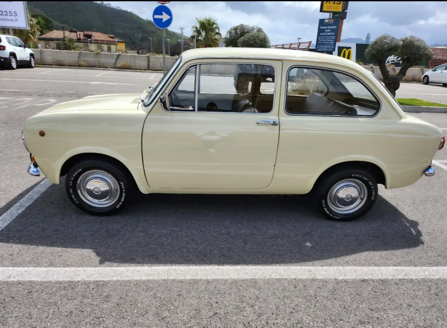 Fiat 850 Special Weiß - 2