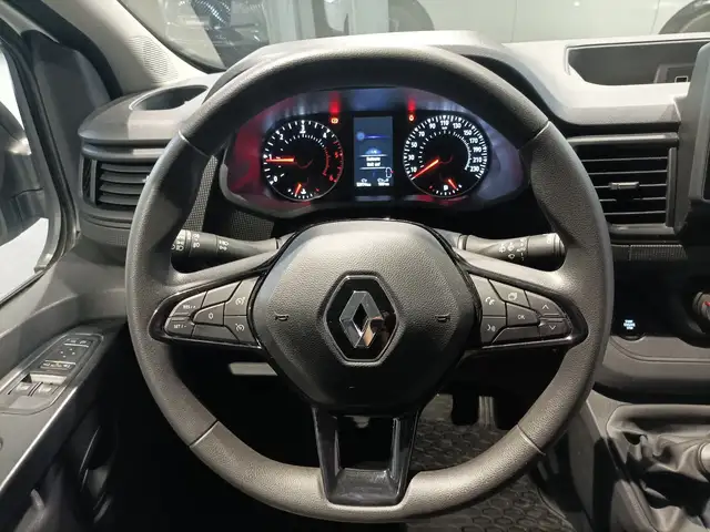 Renault Trafic view 10
