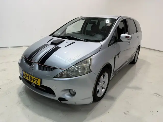 Mitsubishi Grandis 2.4-16V Intense