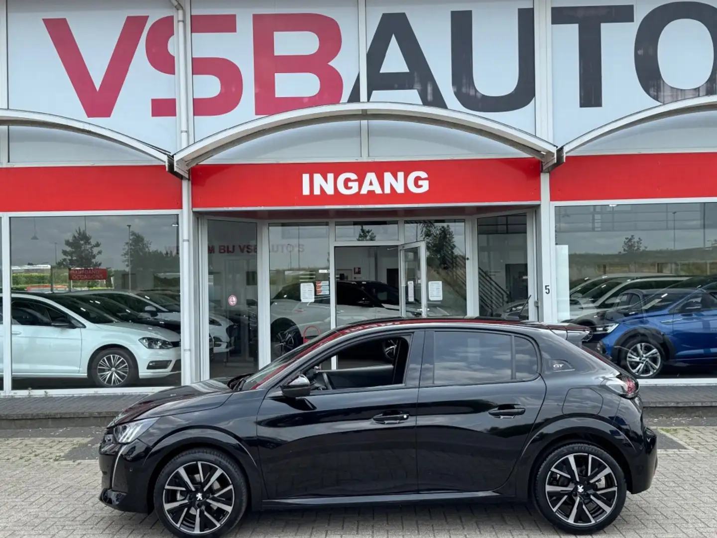 Peugeot 208 1.2 PURETECH AUT. 130PK GT NAVI CAMERA CARPLAY AIR Zwart - 2
