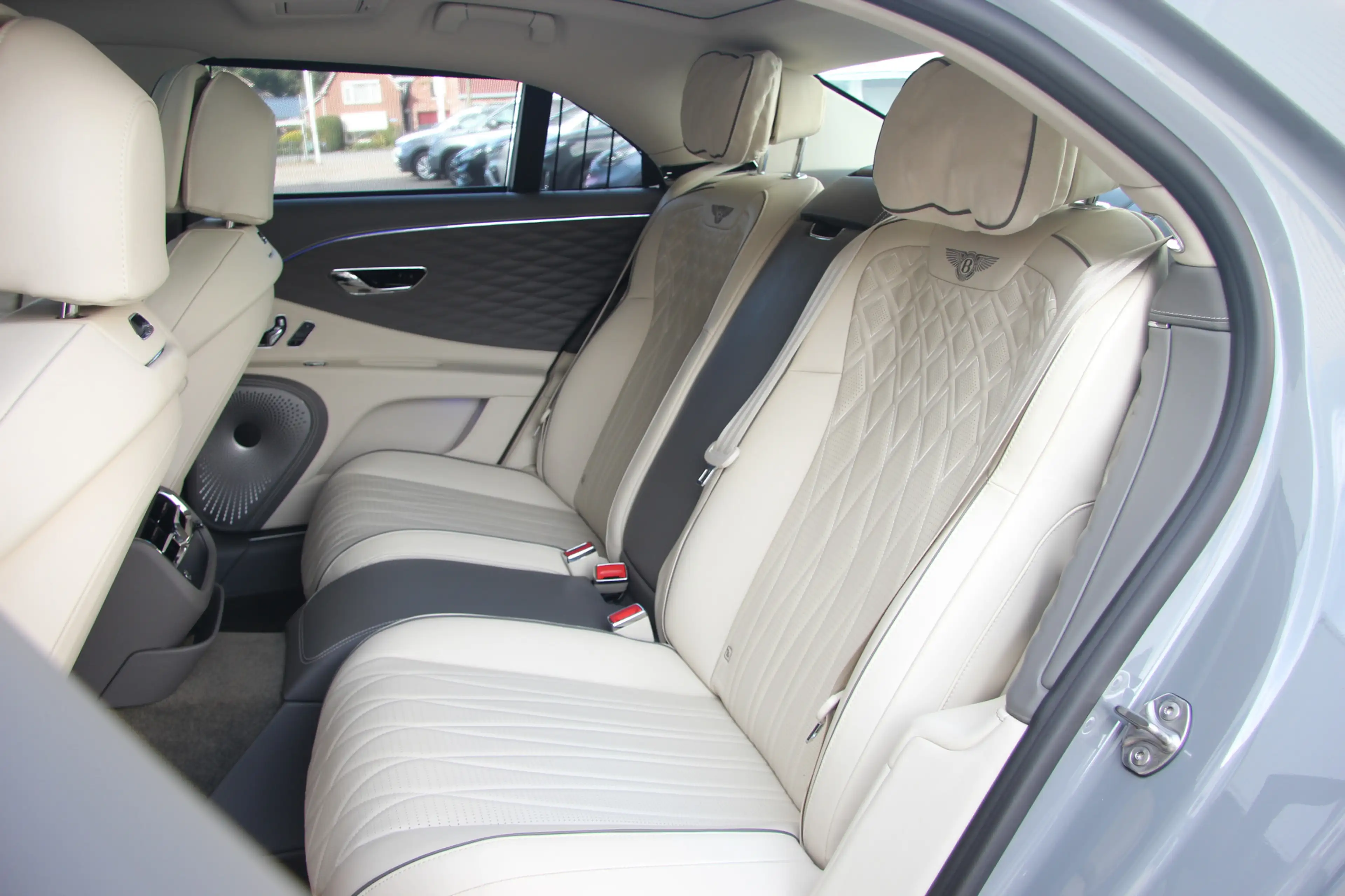 Bentley Flying Spur 2.9 V6 Hybrid | Blackline | Touring | Mulliner Dri — photo 22