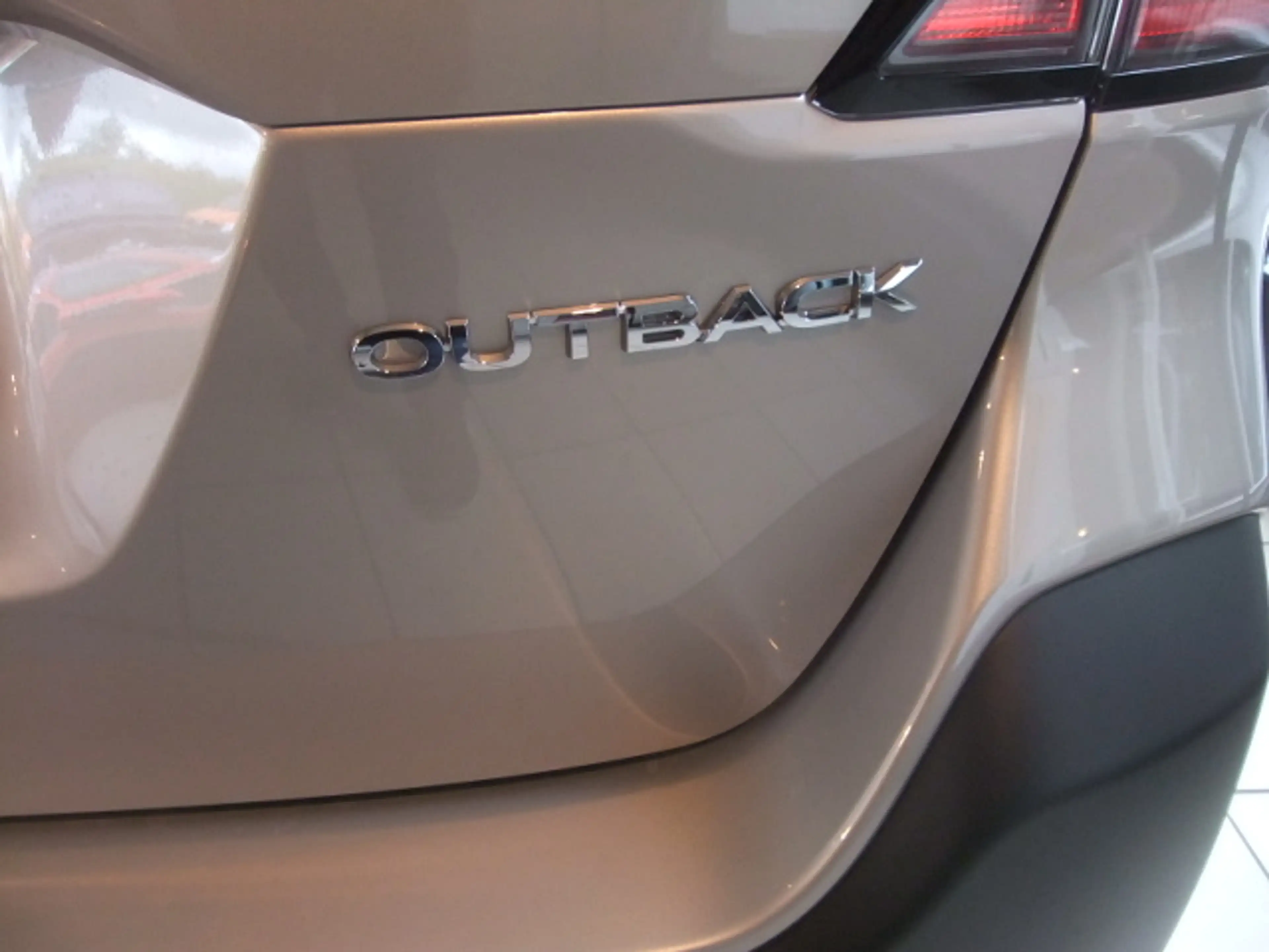 Subaru OUTBACK 2.5i Lineartronic Platinum — photo 8